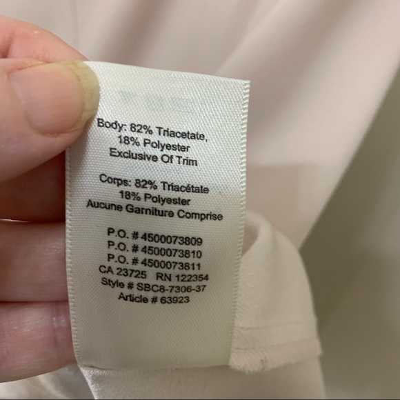 Aritzia Light Beige Pleated Mini Skirt Size 10 - Picture 6 of 7